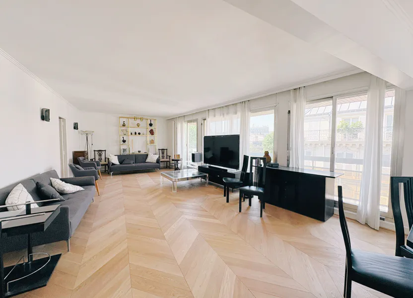 Appartement Rue du Faubourg Saint-Honoré à Paris