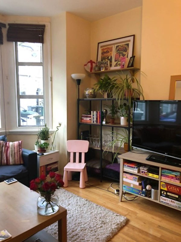 Room Tregothnan Road in Greater London