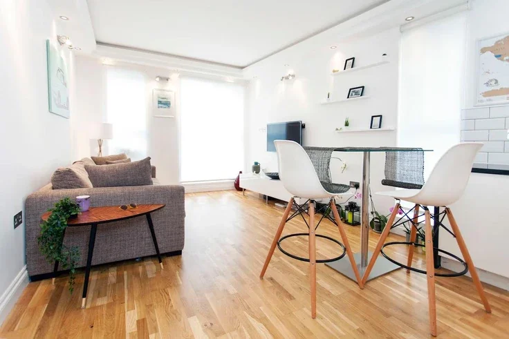 Flat Jervis Road in Greater London