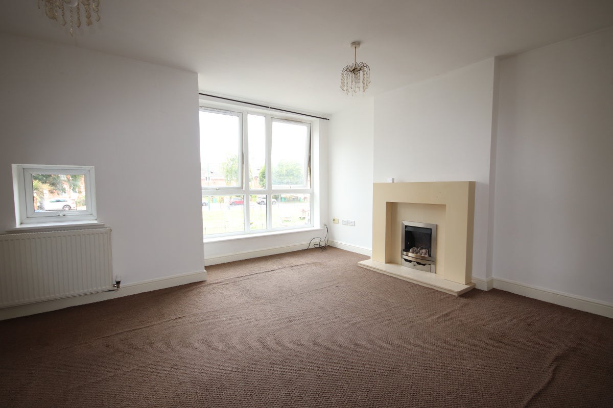 Flat Arnold Road in Nottingham
