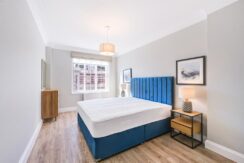 Flat Stafford Terrace in London