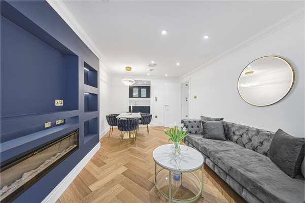 Flat Lisson Grove in City of Westminster