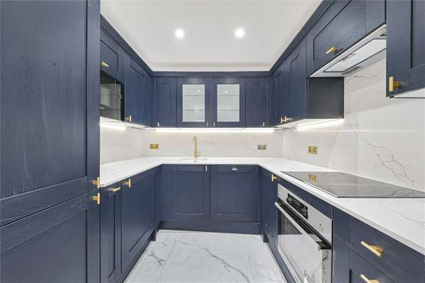Flat Lisson Grove in City of Westminster