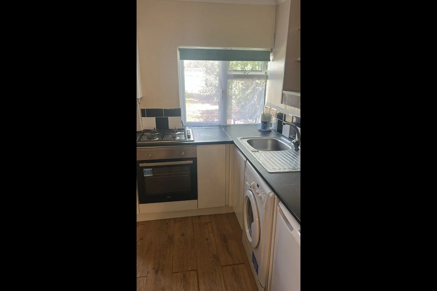 Room Parsloes Avenue in Greater London