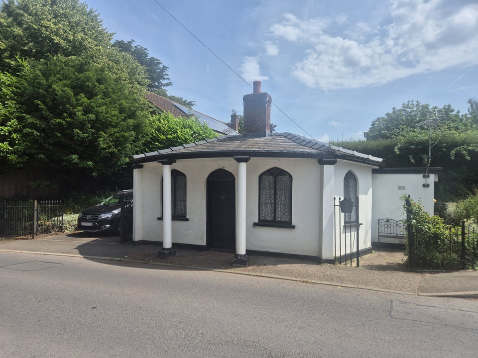 House Ryelands Road in Leominster