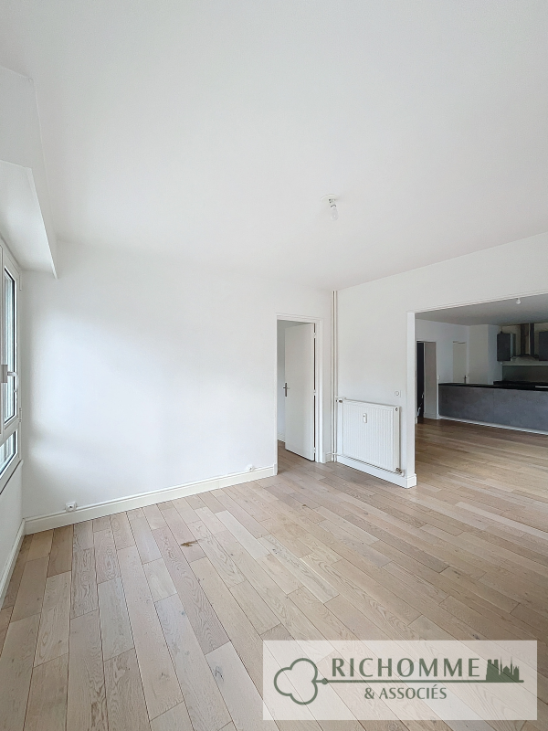 Flat Rue de l'Isle in Reims