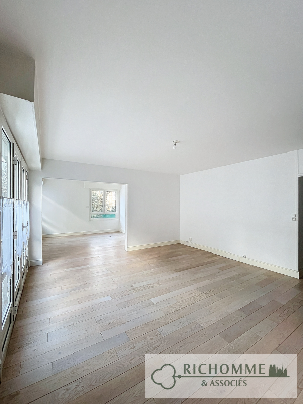 Flat Rue de l'Isle in Reims