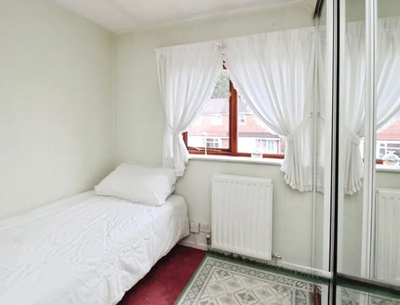 Room Lower Sutherland Street in Salford