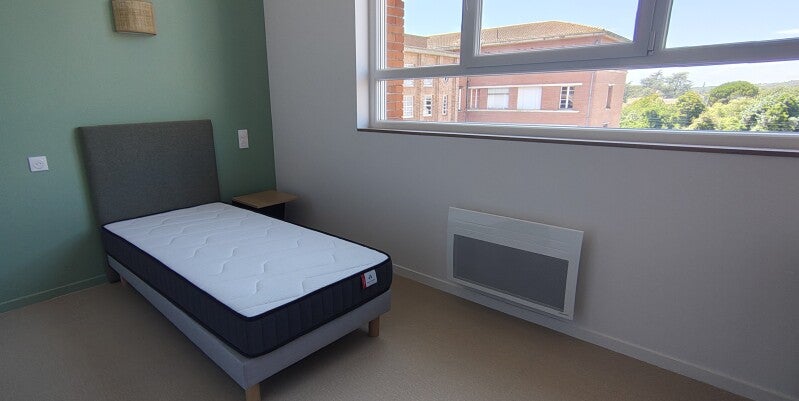 Room Rue de Ciron in Albi