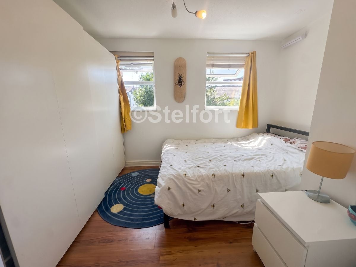 Flat Elmgreen Close in Greater London