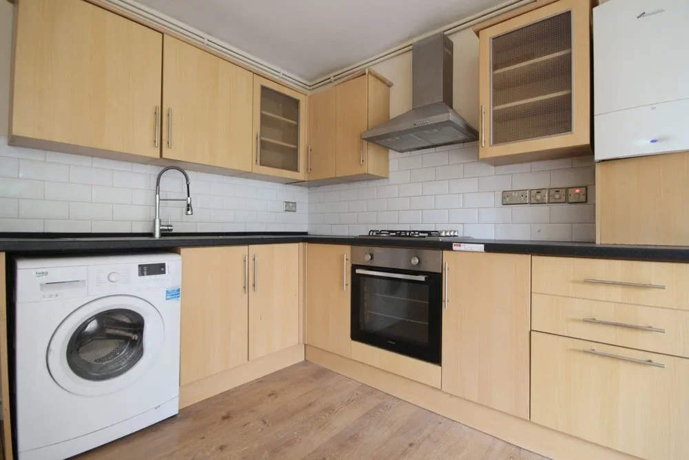 Flat Harrow View in Greater London