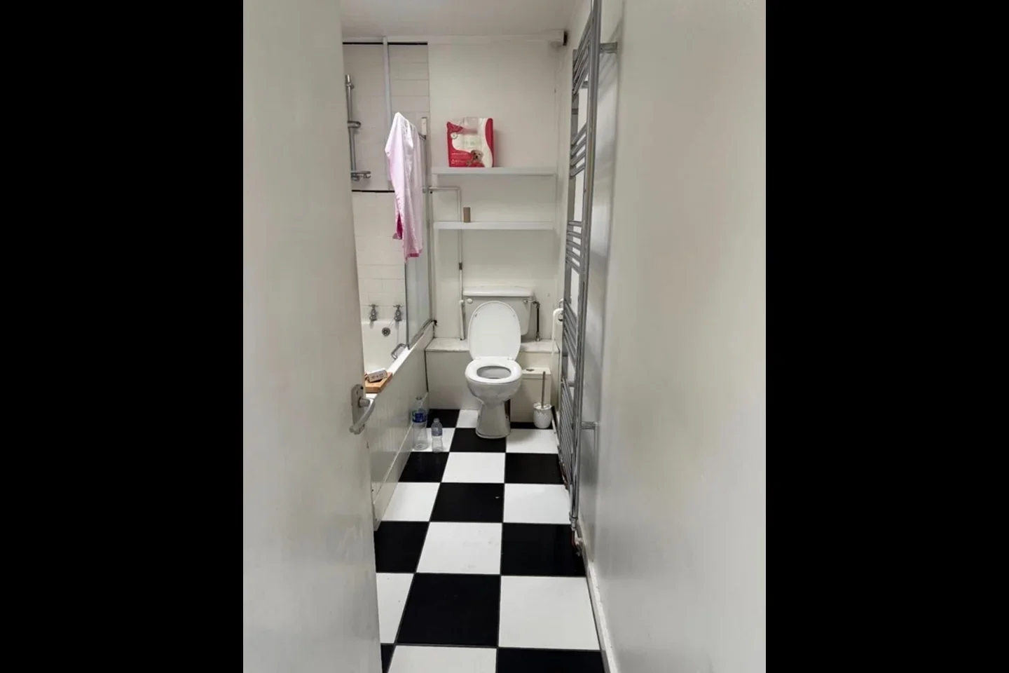 Room Mercer Walk in Greater London