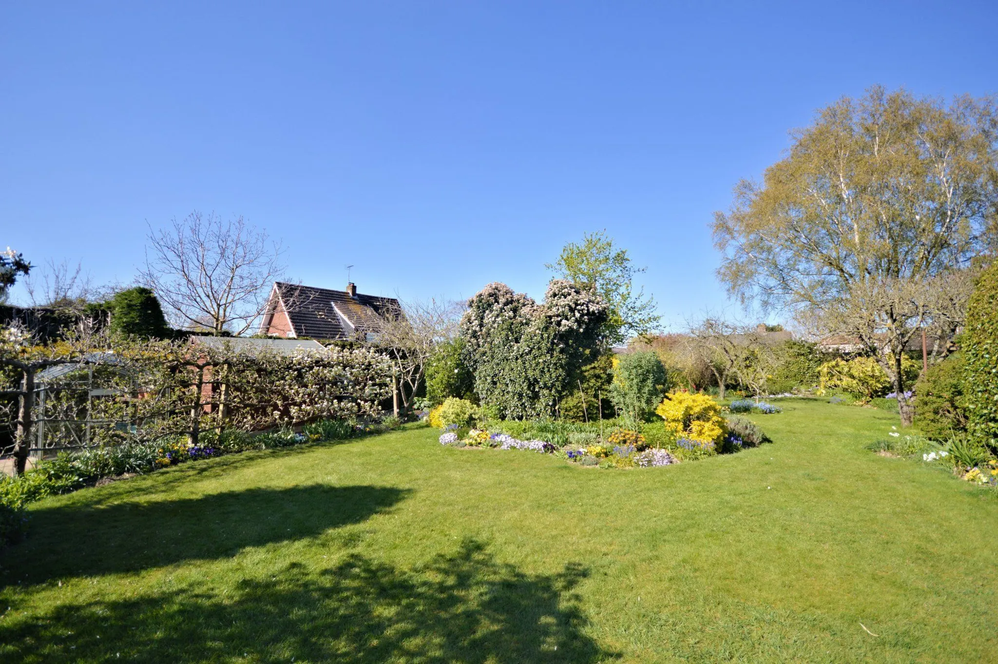 Flat Hillcrest Avenue in Breckland District