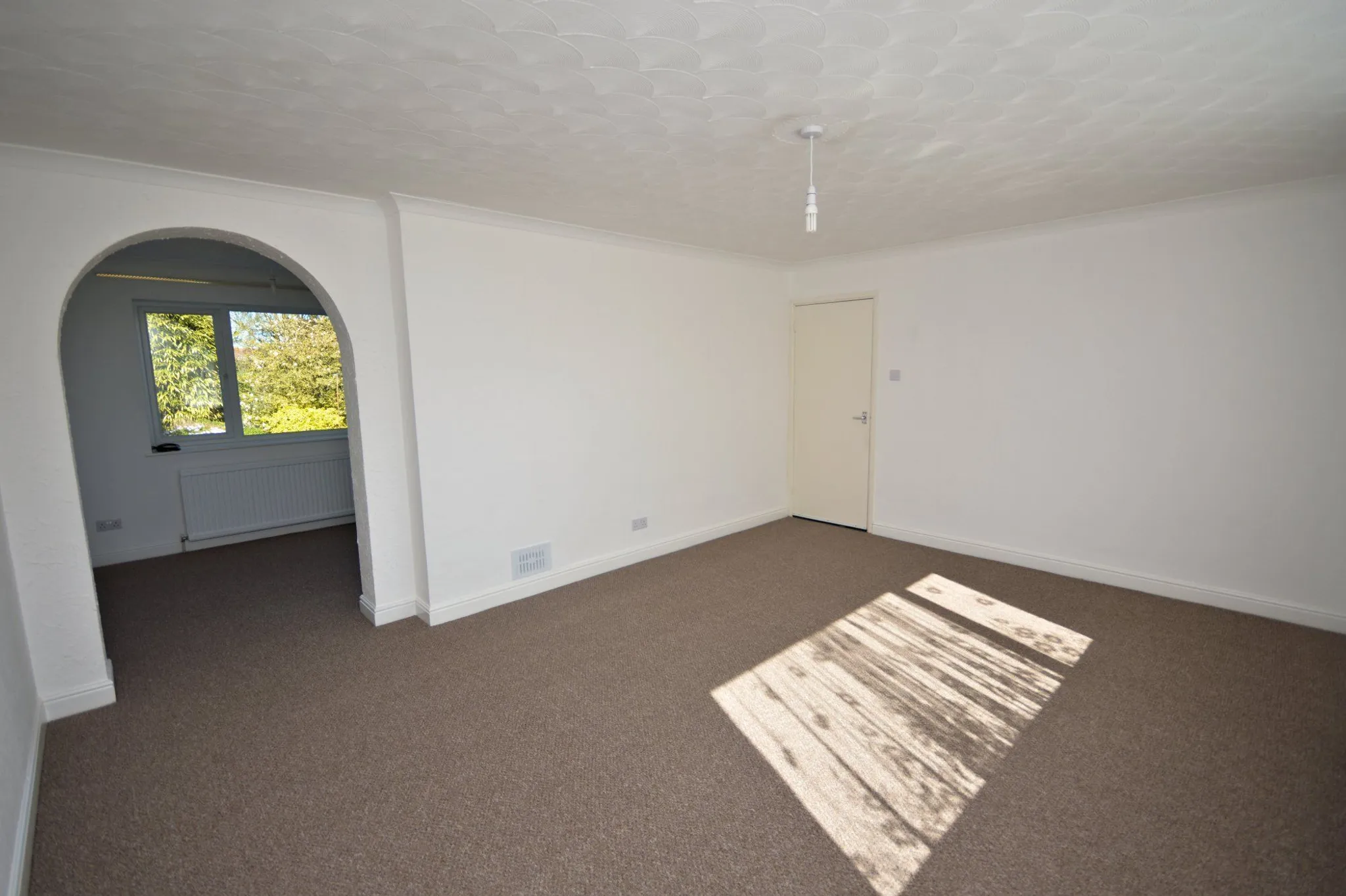 Flat Hillcrest Avenue in Breckland District