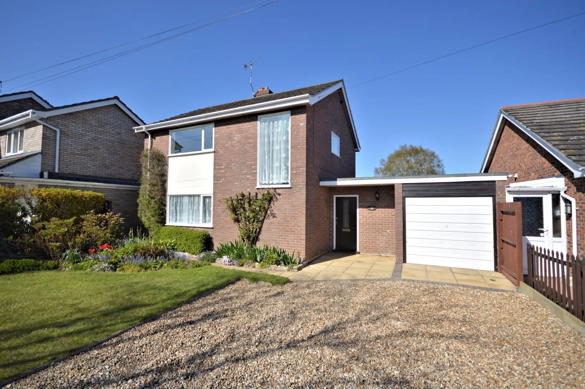 Flat Hillcrest Avenue in Breckland District