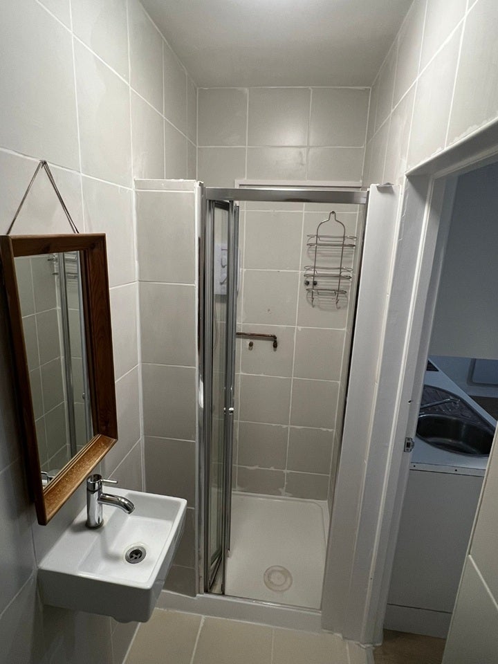 Flat Studio Mews in Greater London