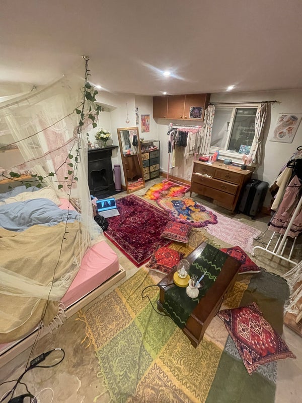Room Talford Grove in Manchester