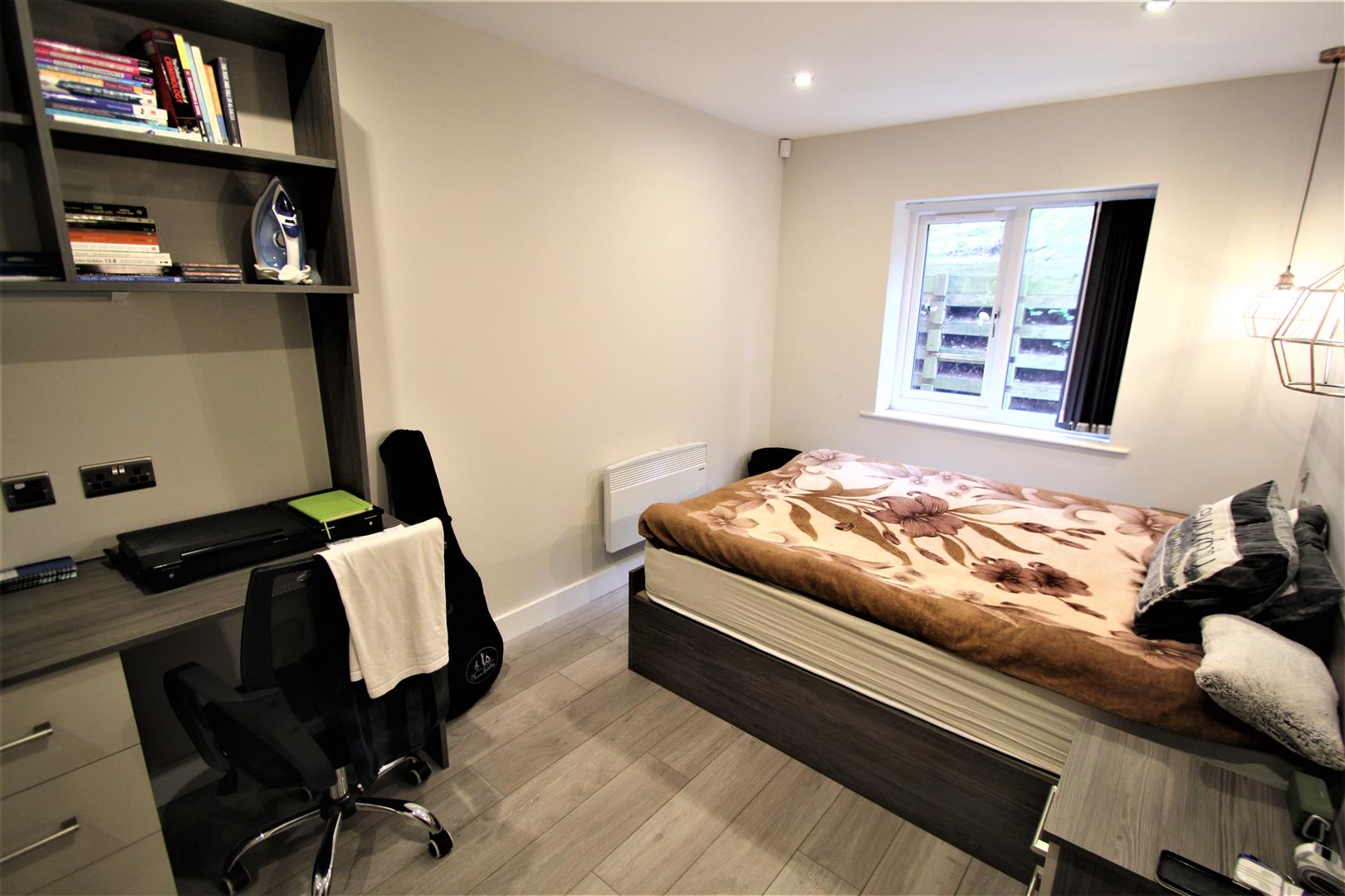 Flat Hartwell Road in Leeds