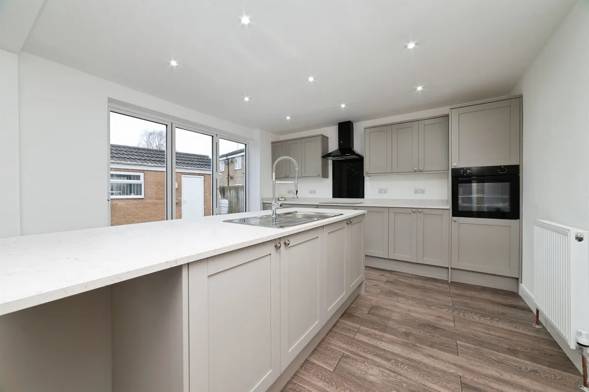 House Leads Bungalows and Cottages in Sutton