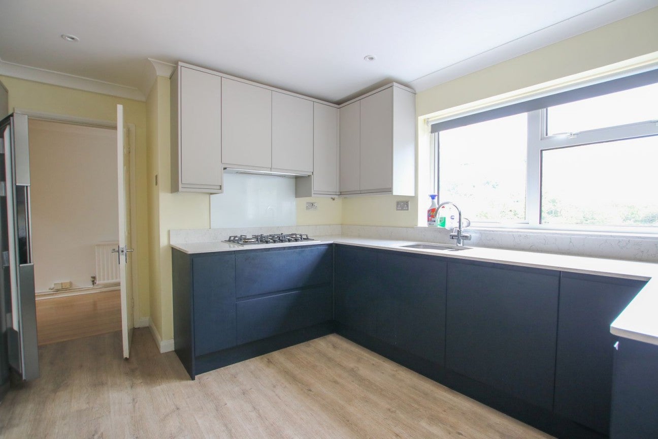 House Eastheath Gardens in Wokingham