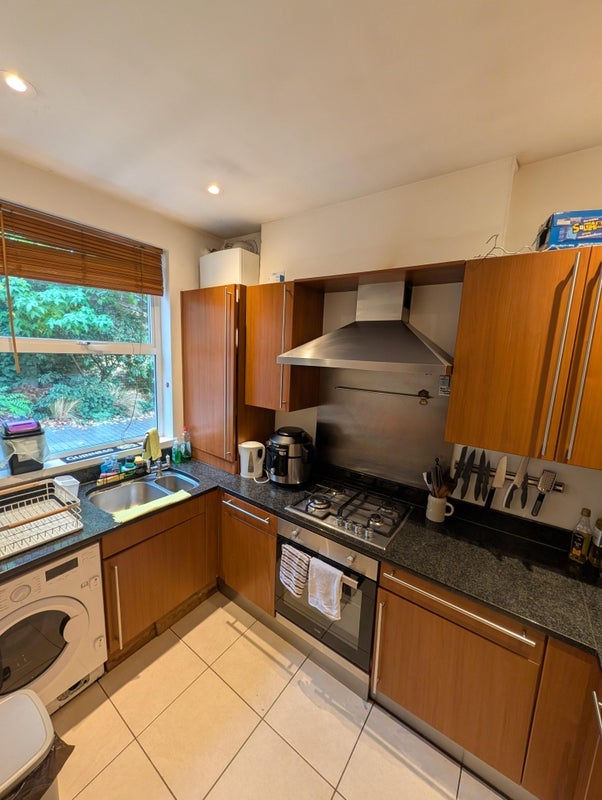 Room Upper Street in Greater London