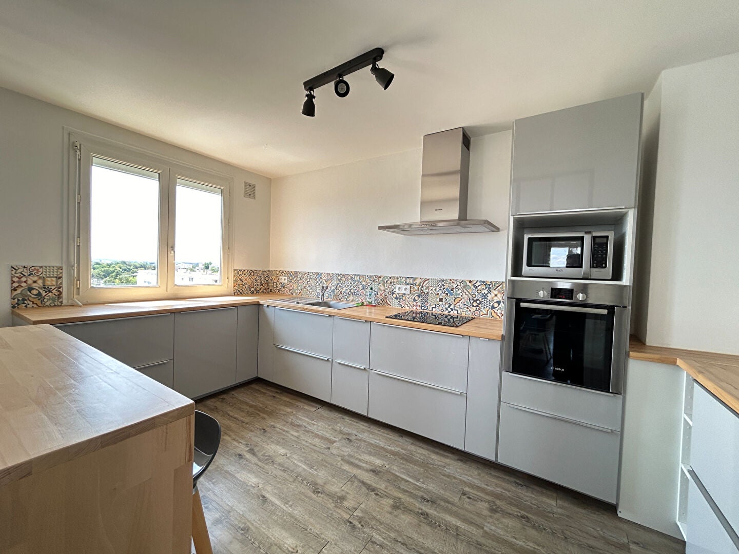 Flat Le Bois Porte 19 in Hérouville-Saint-Clair
