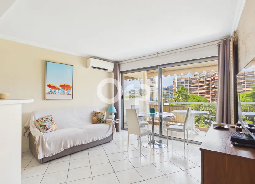 Appartement Allée de la Marine Royale à Mandelieu-la-Napoule