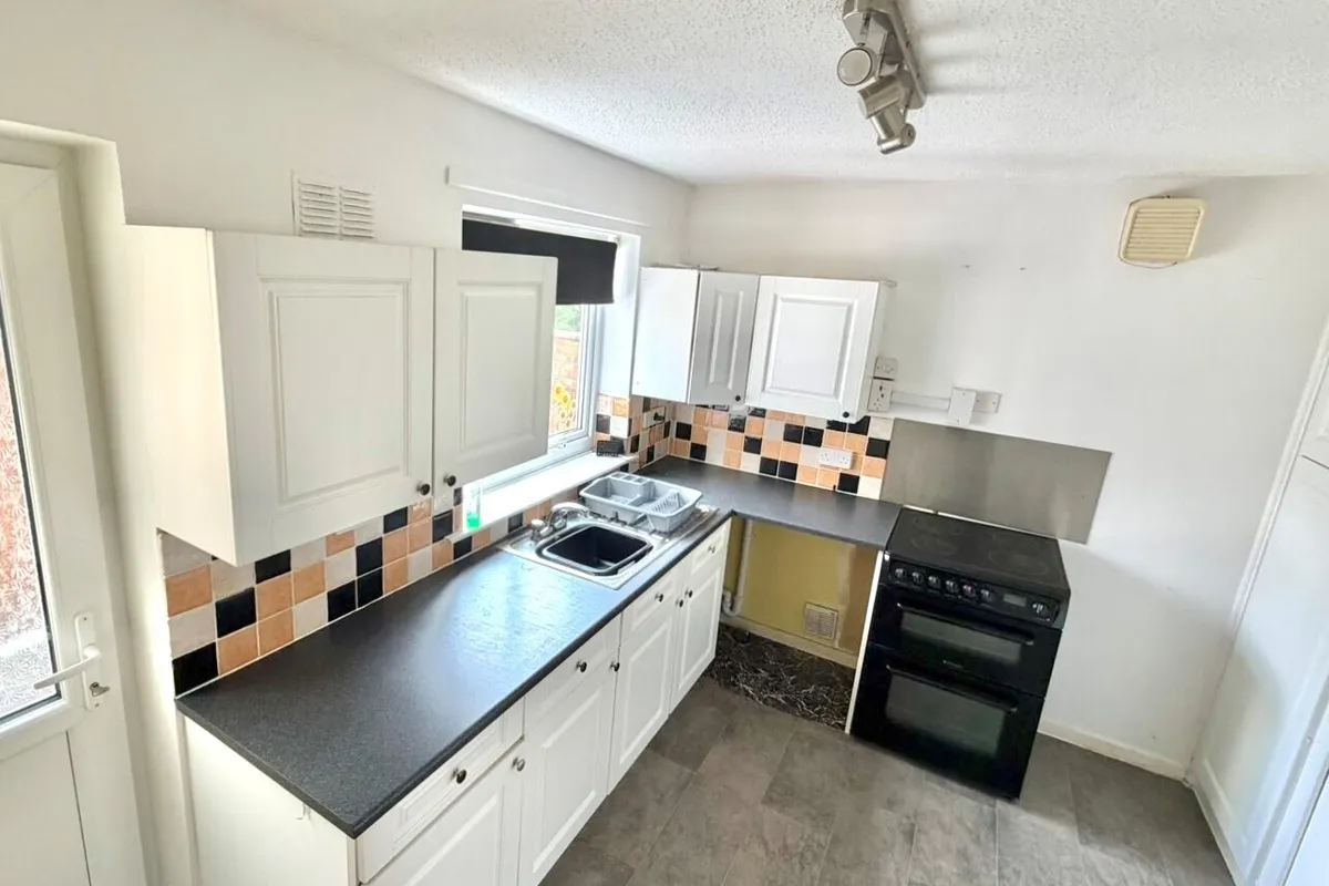 House Hillcrest Avenue in Breckland District