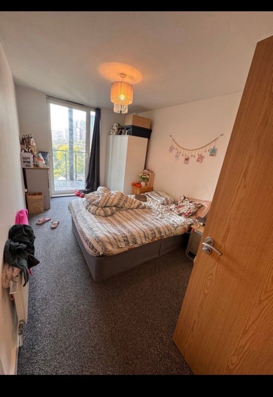 Room Jupp Road West in Greater London