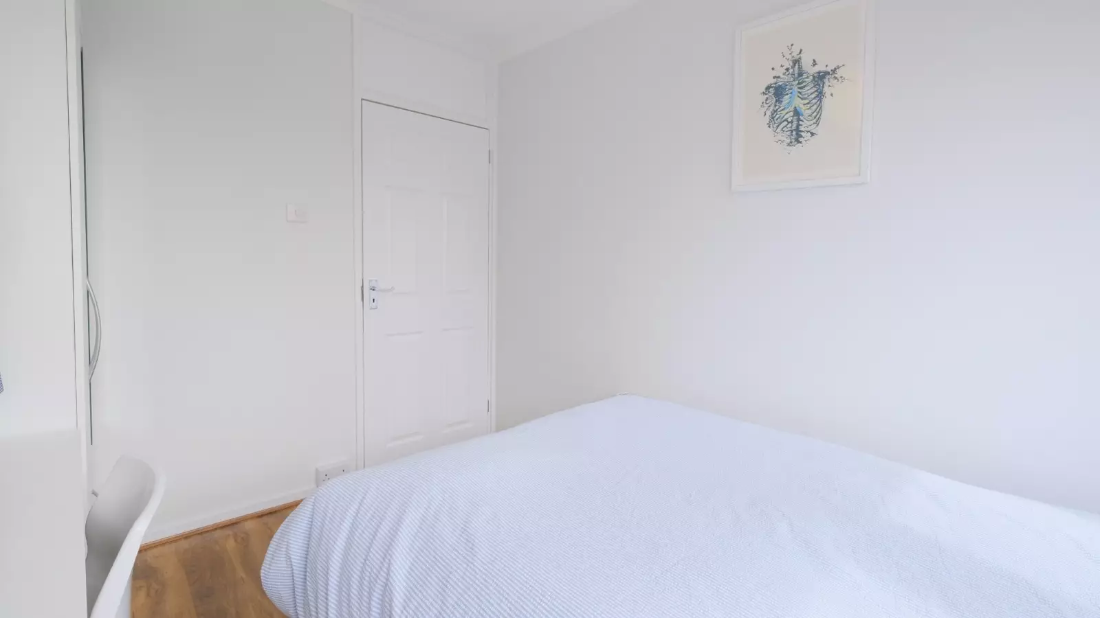 Room Robsart Street in Greater London