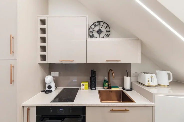 Flat Allington Road in Greater London