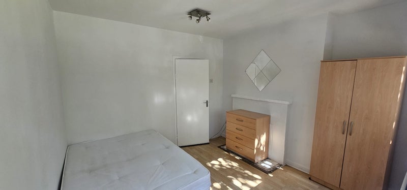 Room Bolney Street in Greater London