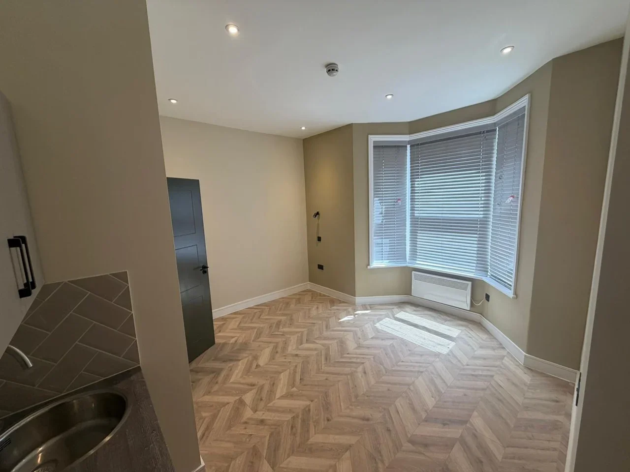 Flat South Street in Greater London