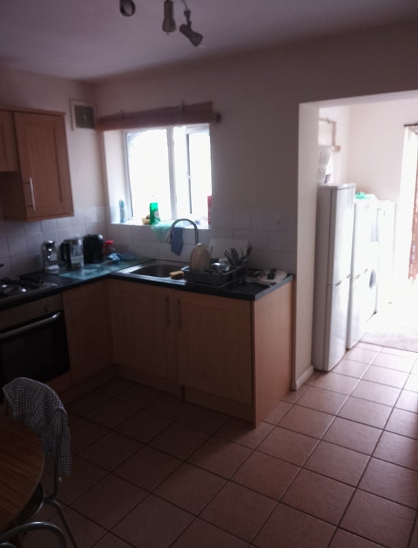 Room Arnolds Avenue in Brentwood