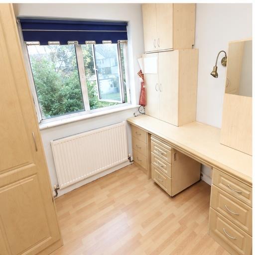 Room Parkside Way in London