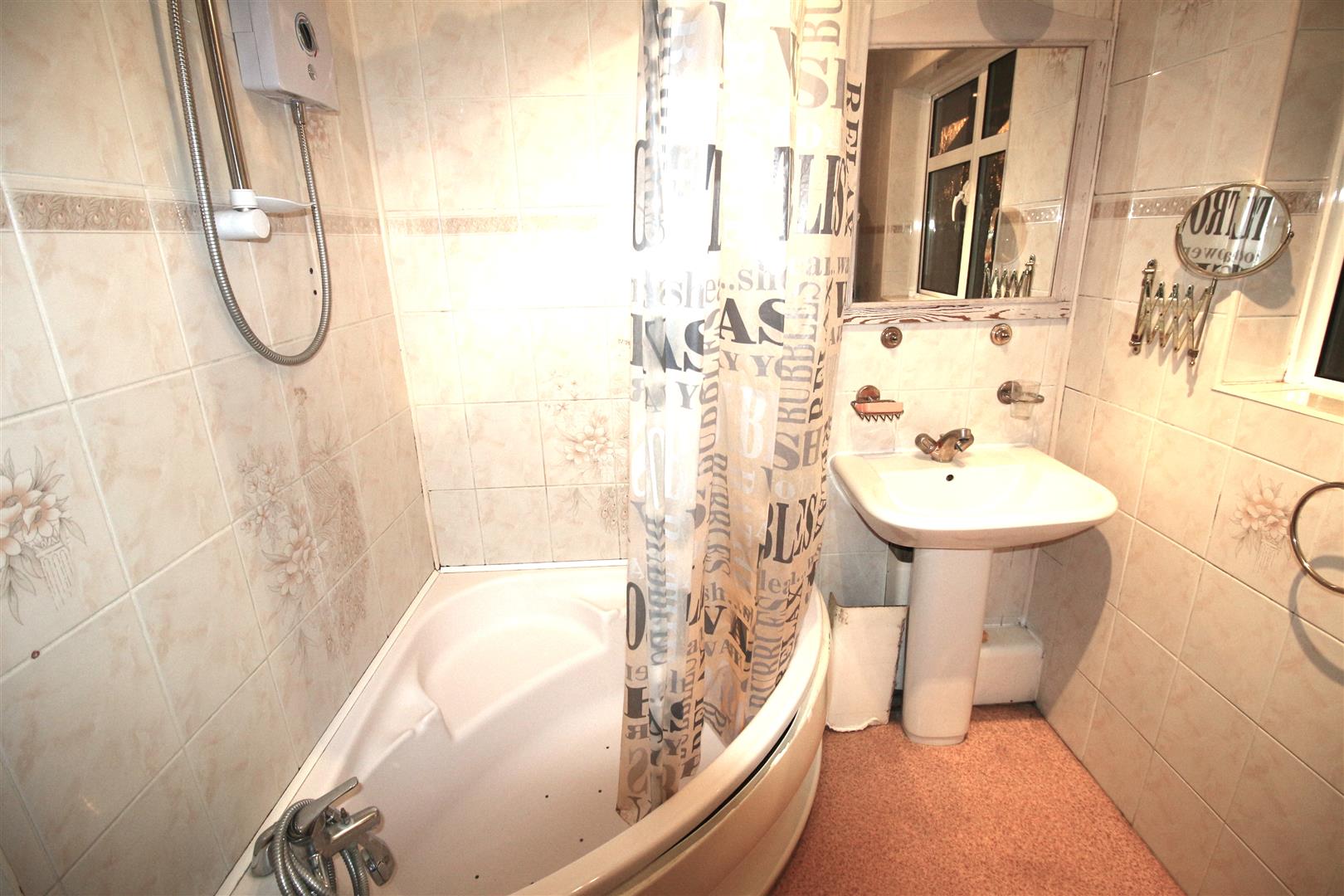 Room Parkside Way in London