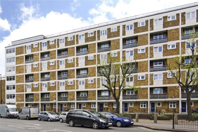 Room Cambridge Heath Road in Greater London