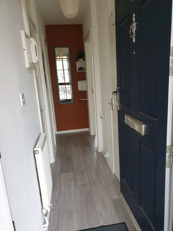 Room Cambridge Heath Road in Greater London