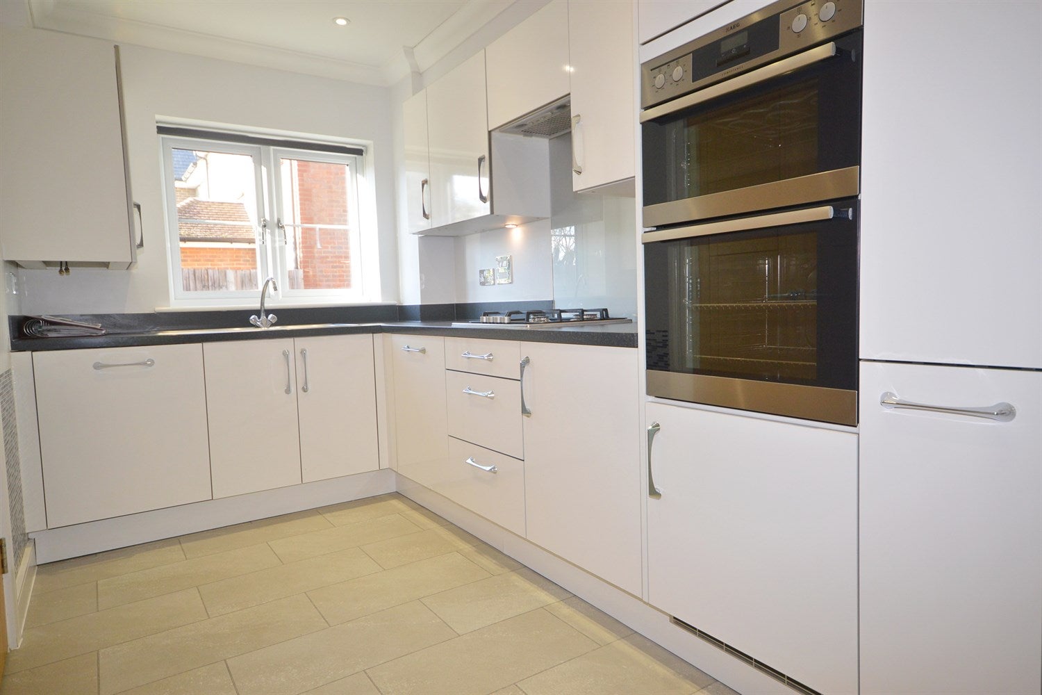 House Daux Road in Billingshurst