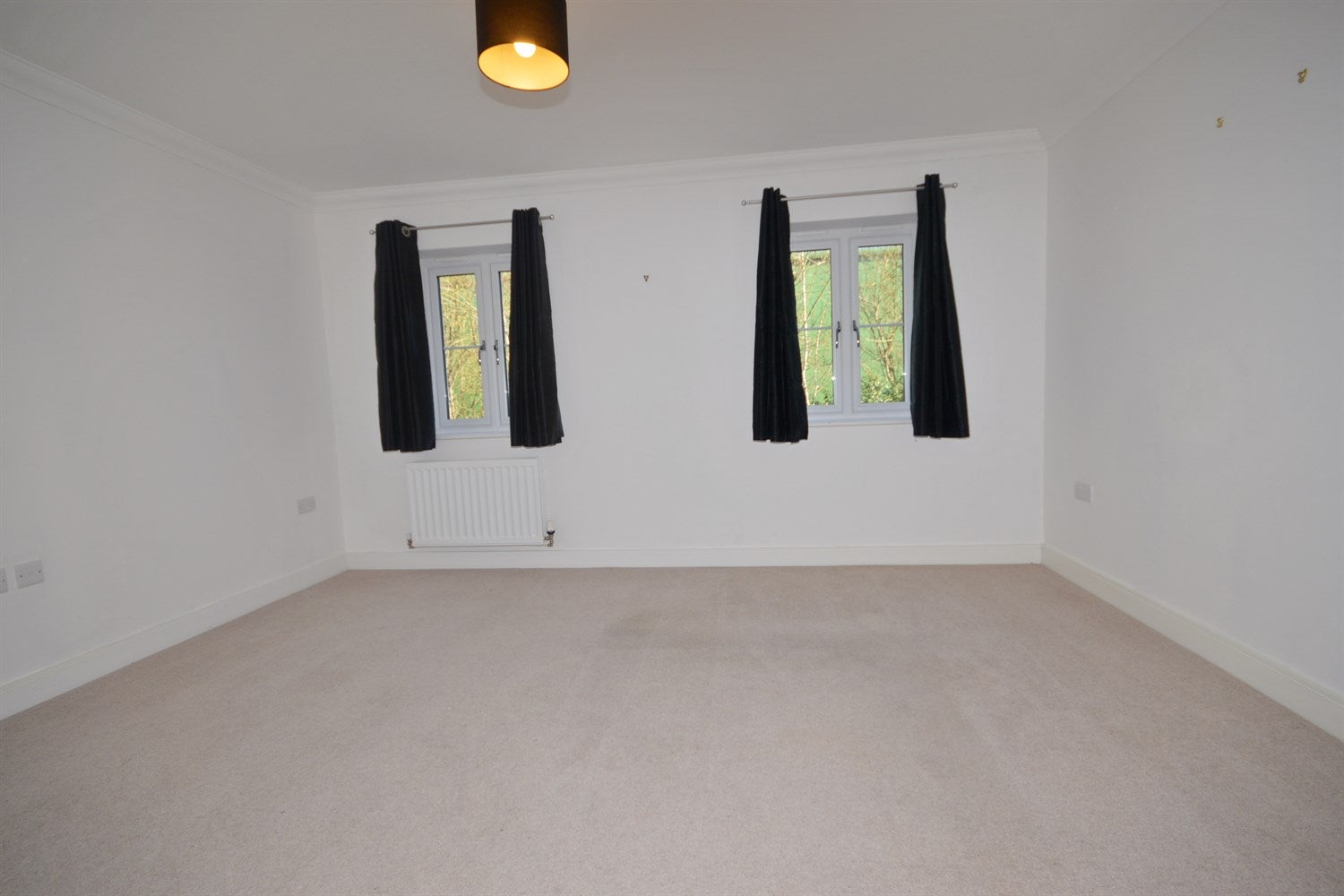 House Daux Road in Billingshurst