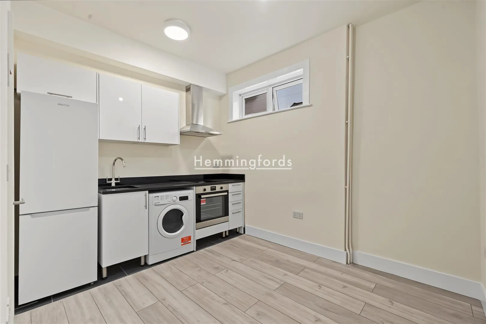 Flat West Green Road in Greater London