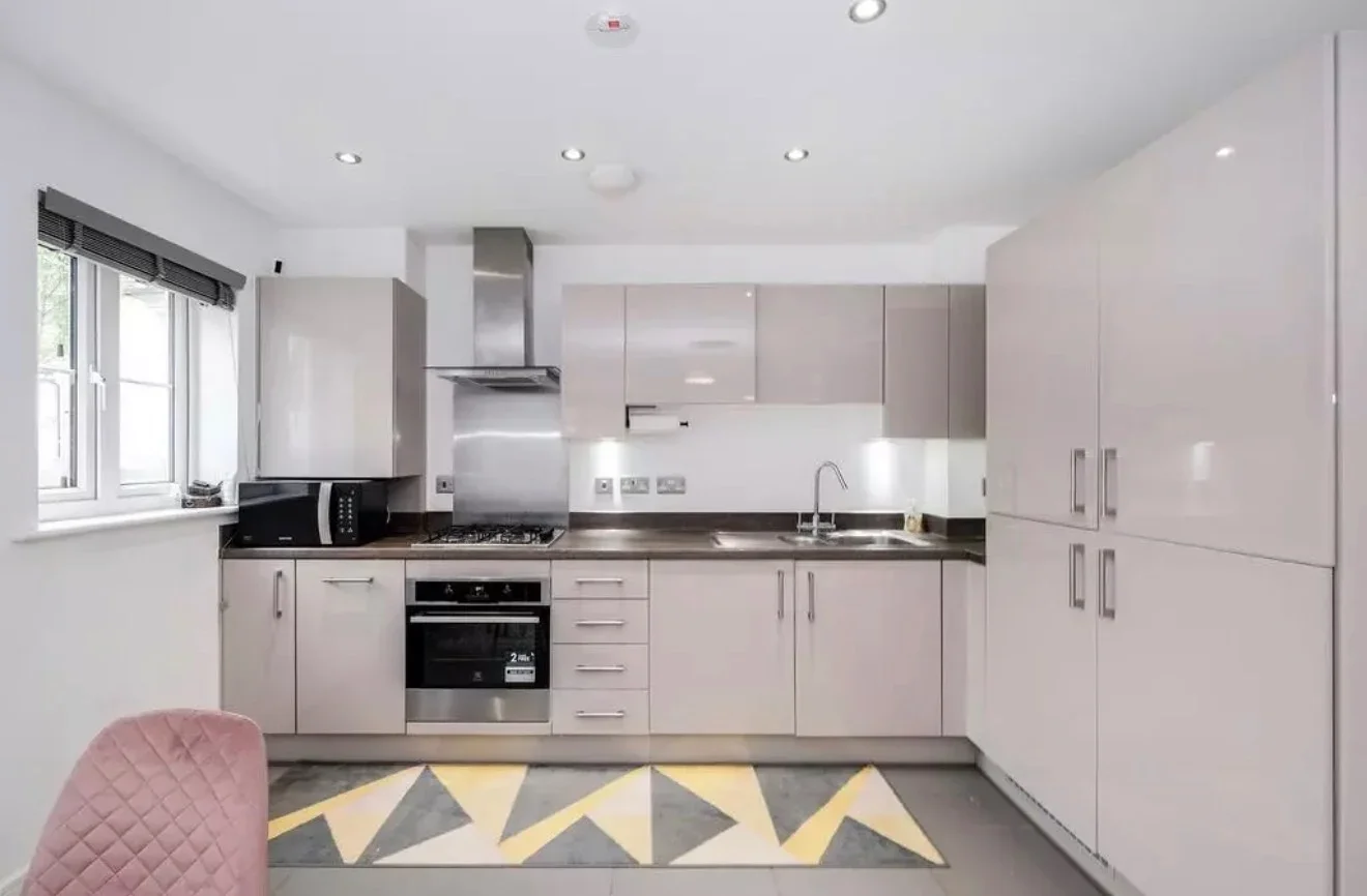 Flat Allerton Grove in Greater London