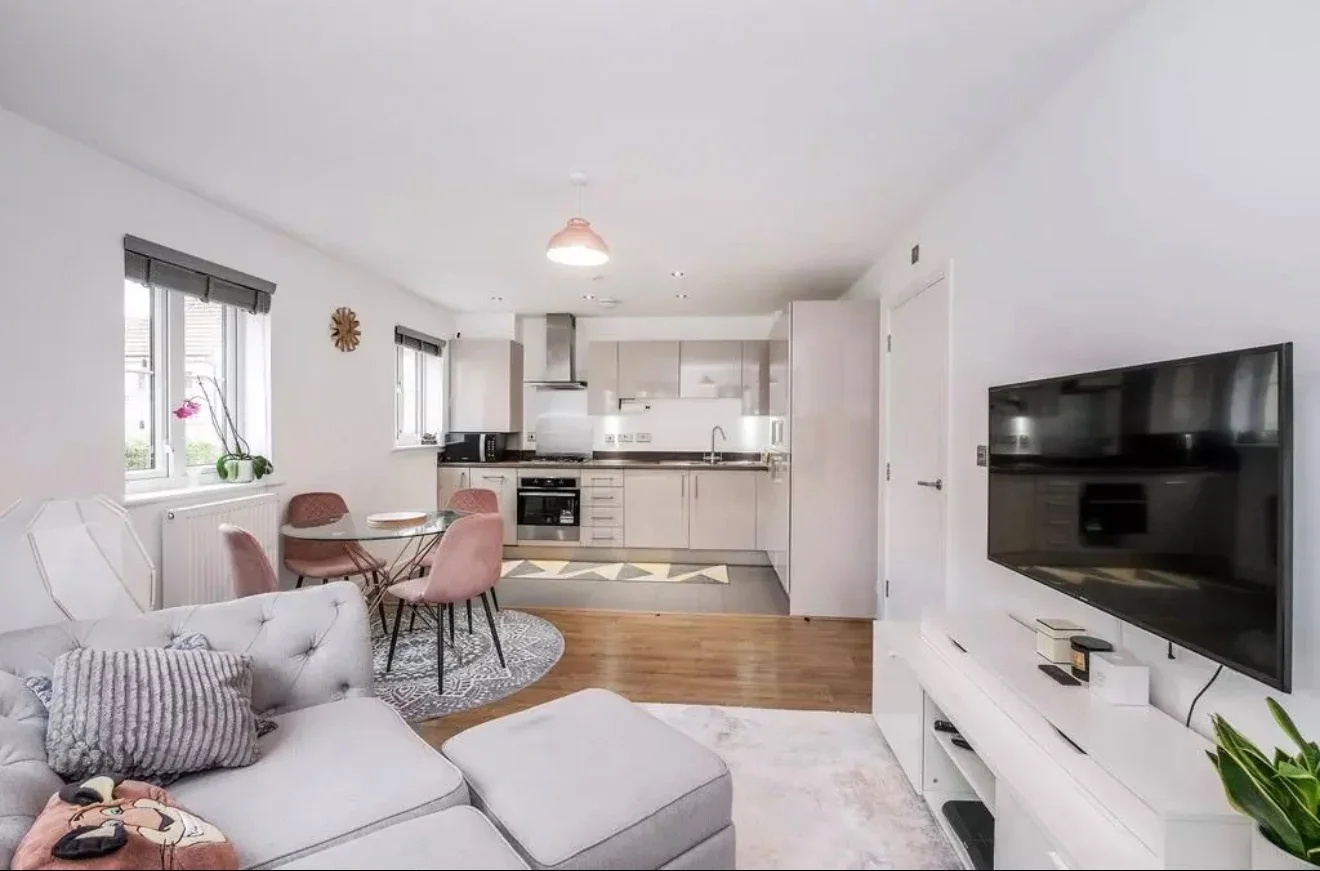 Flat Allerton Grove in Greater London