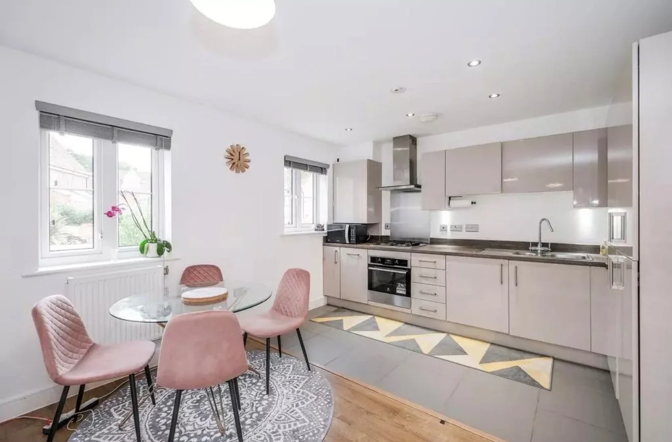 Flat Allerton Grove in Greater London