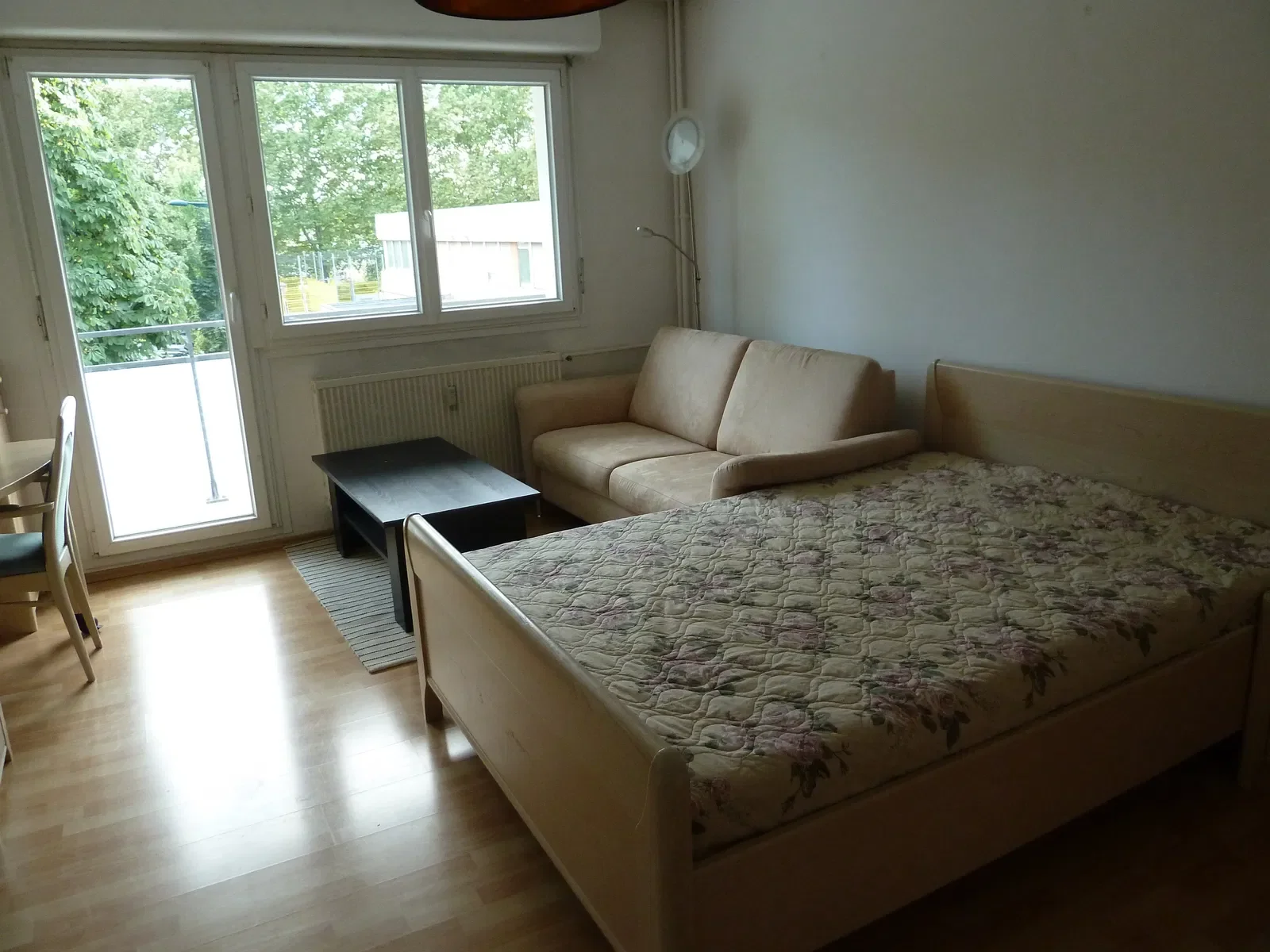 Room Place de la Gare in Saint-Louis