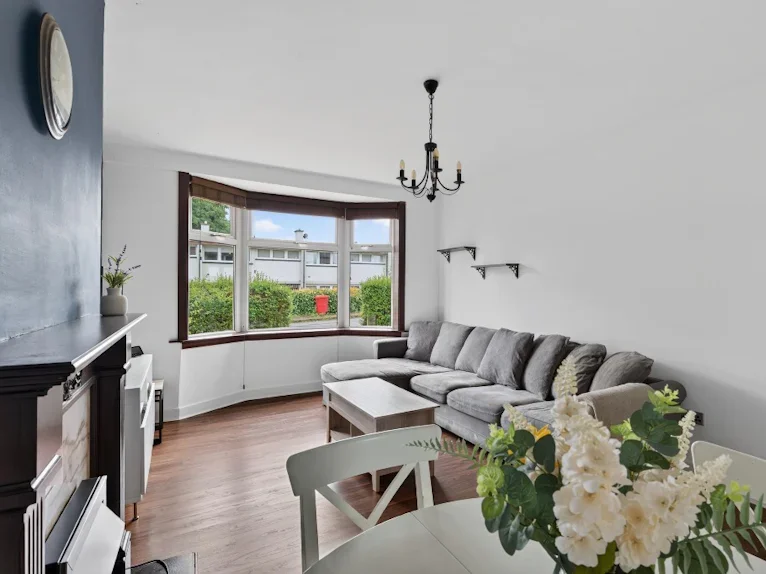 Flat Crewe Road West in City of Edinburgh