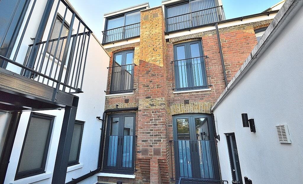 House Rose Place in Greater London