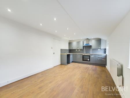 Flat East Prescot Road in Liverpool