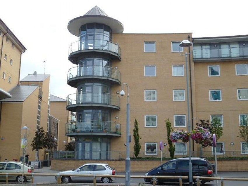 Flat The Plaza in Greater London