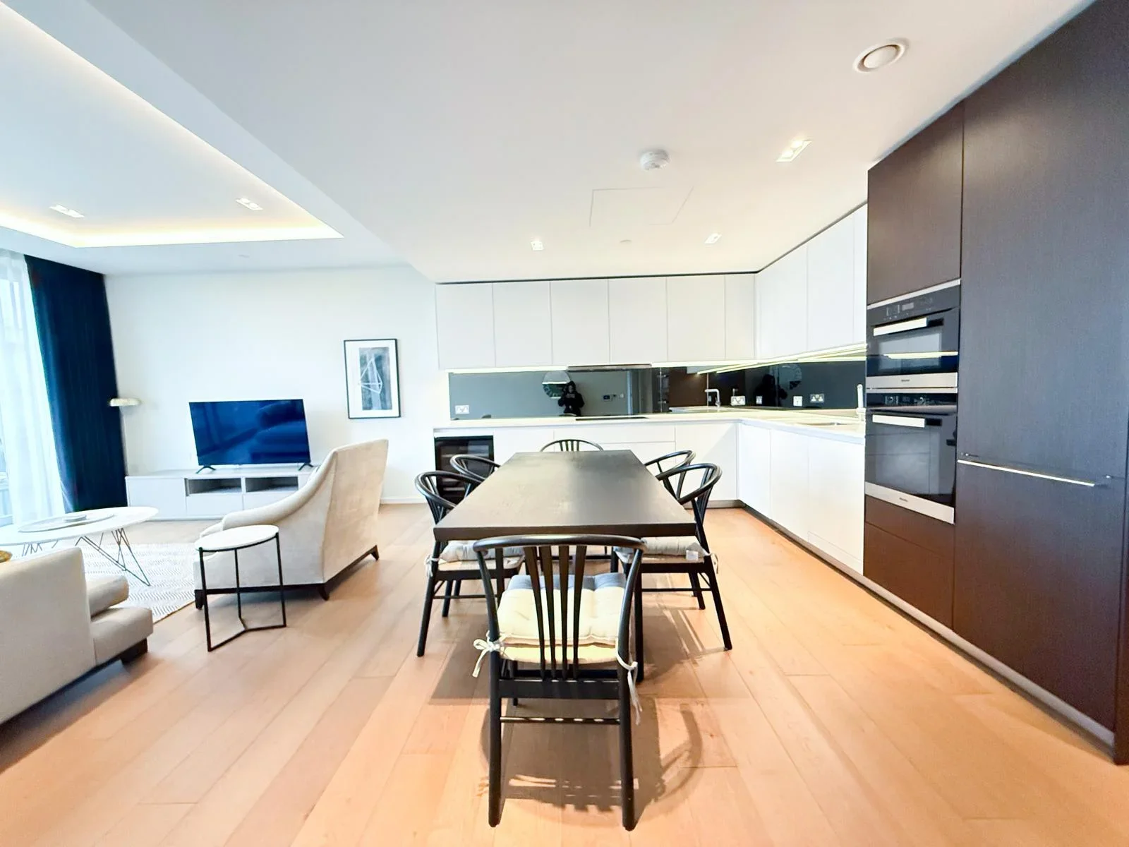 Flat Lillie Square in London